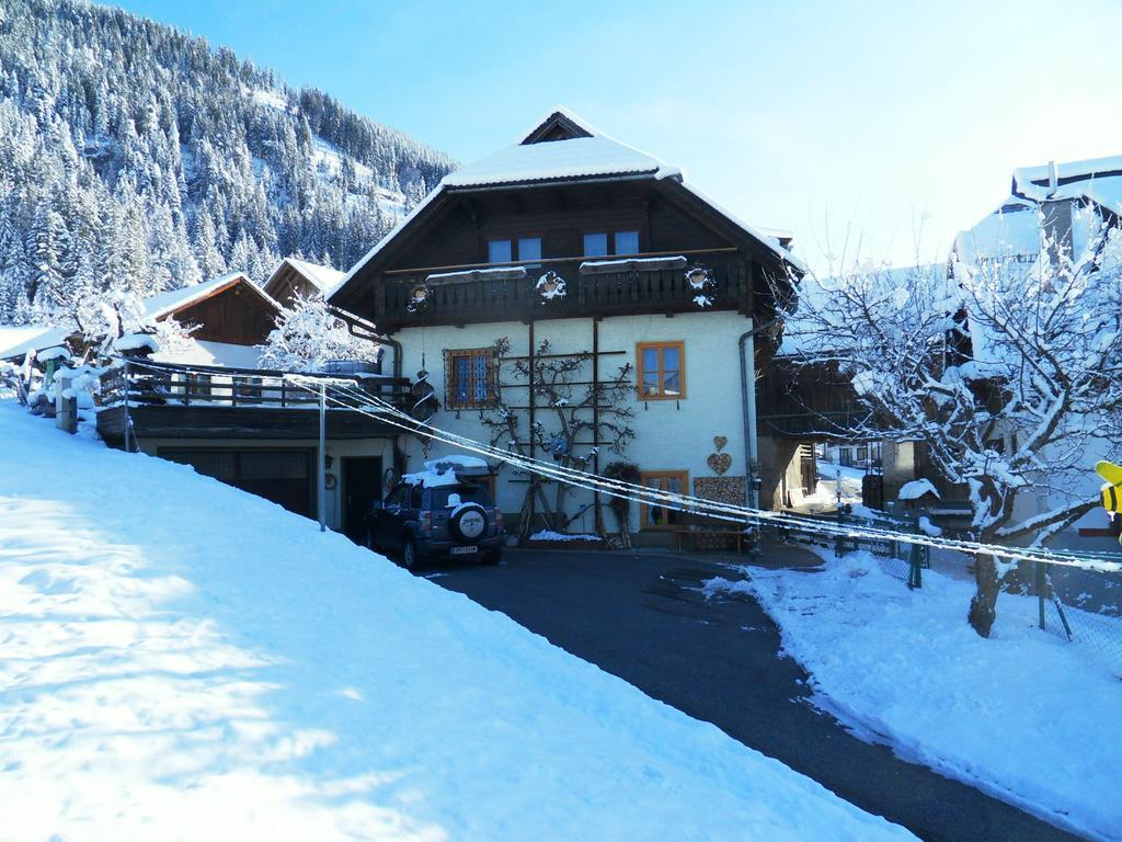 Haus Waldblick Apartman Weissensee Kültér fotó