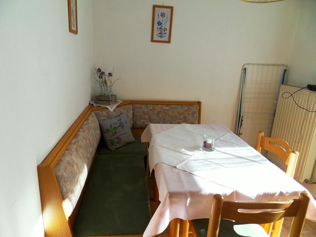 Haus Waldblick Apartman Weissensee Kültér fotó