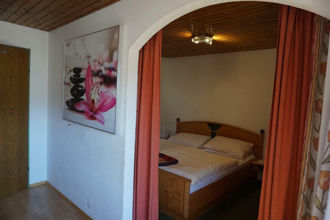 Haus Waldblick Apartman Weissensee Kültér fotó