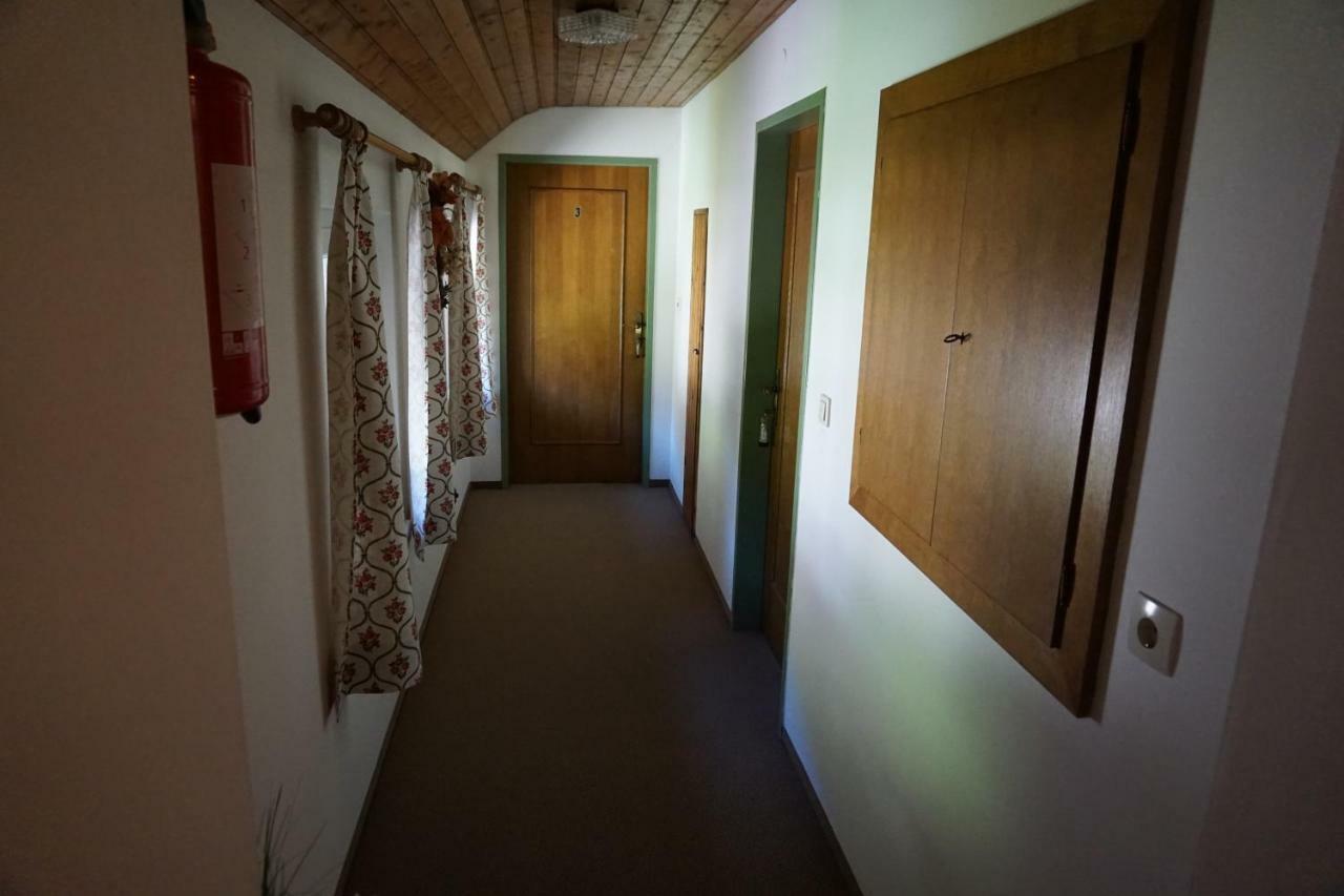 Haus Waldblick Apartman Weissensee Kültér fotó
