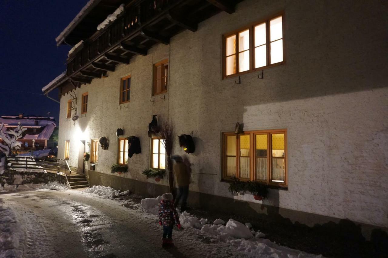 Haus Waldblick Apartman Weissensee Kültér fotó