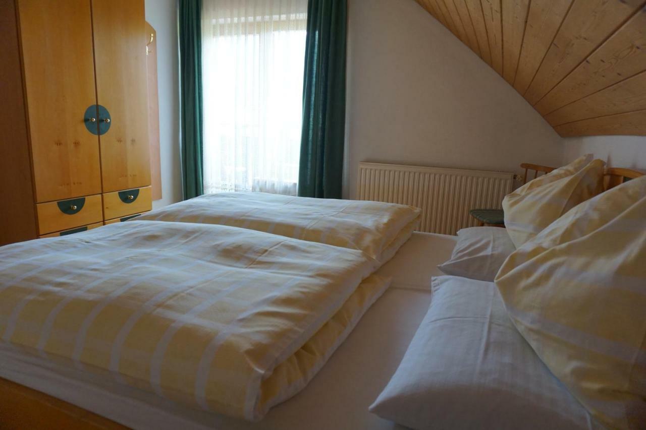 Haus Waldblick Apartman Weissensee Kültér fotó