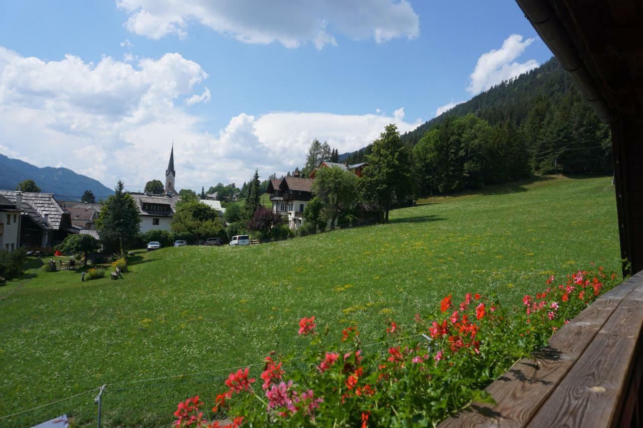 Haus Waldblick Apartman Weissensee Kültér fotó