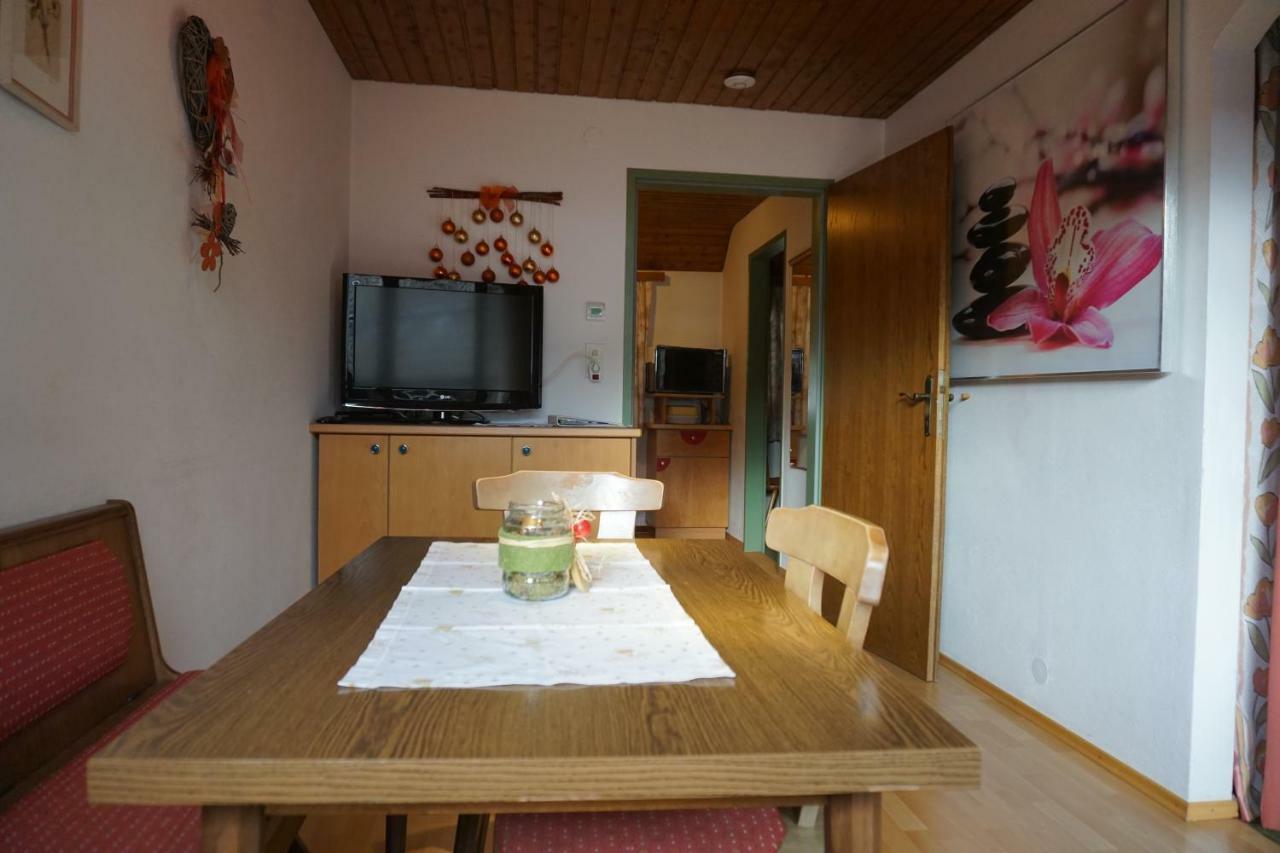 Haus Waldblick Apartman Weissensee Kültér fotó