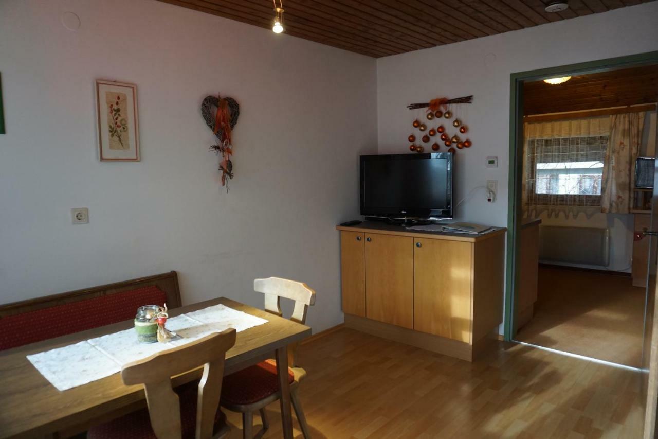 Haus Waldblick Apartman Weissensee Kültér fotó